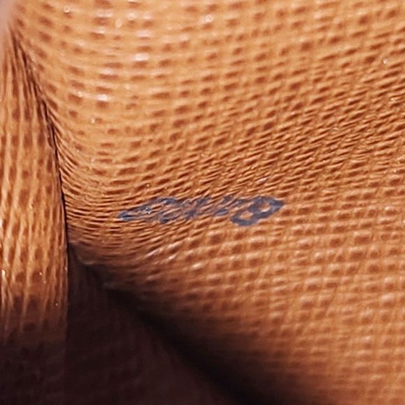 LOUIS VUITTON Monogram Blois Shoulder Bag M51221 Brown VUITTON - Picture 5 of 10